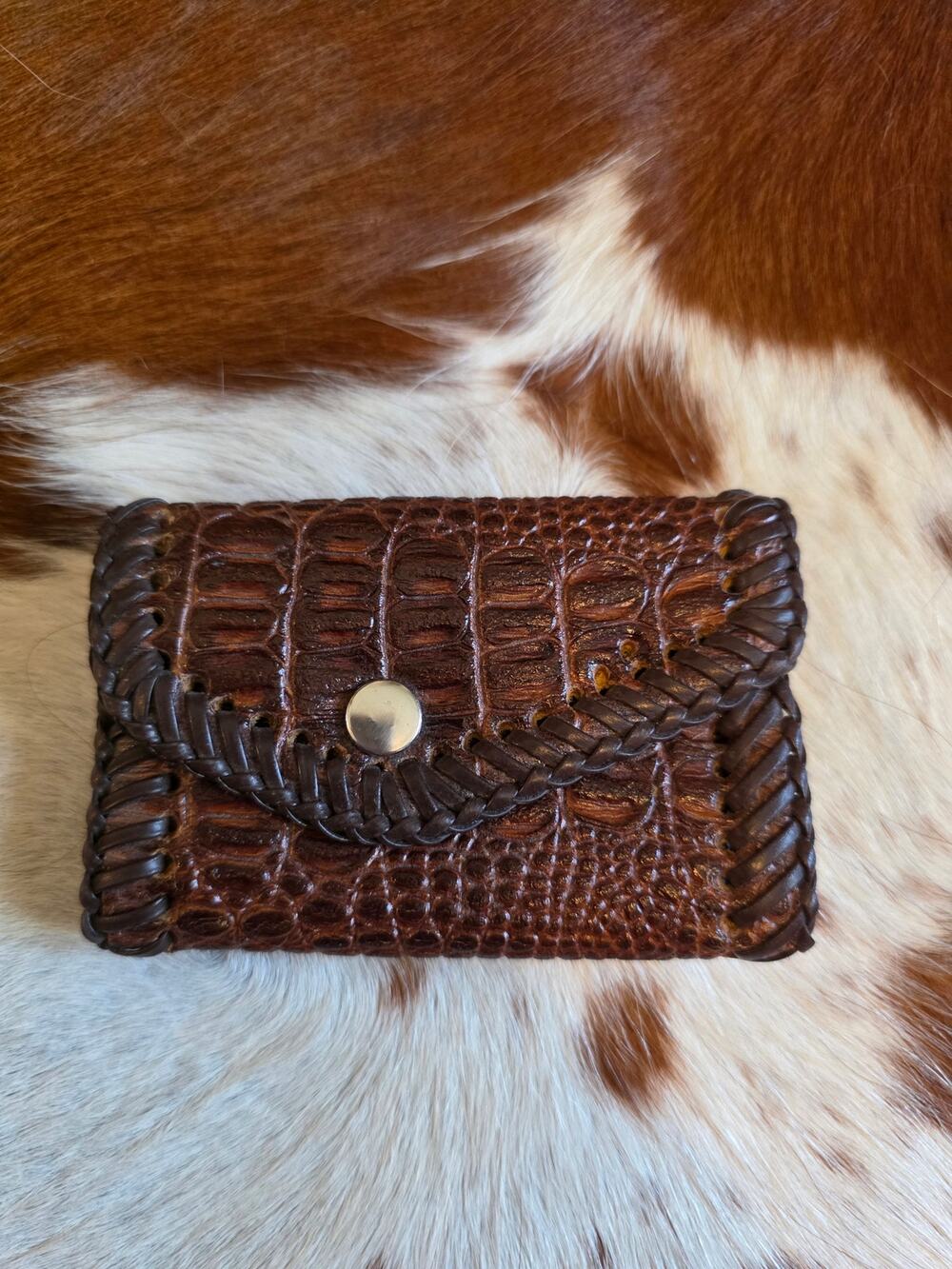 Vintage Crocodile Brown Leather Braided Edge Keychain Holder Key-Tainer